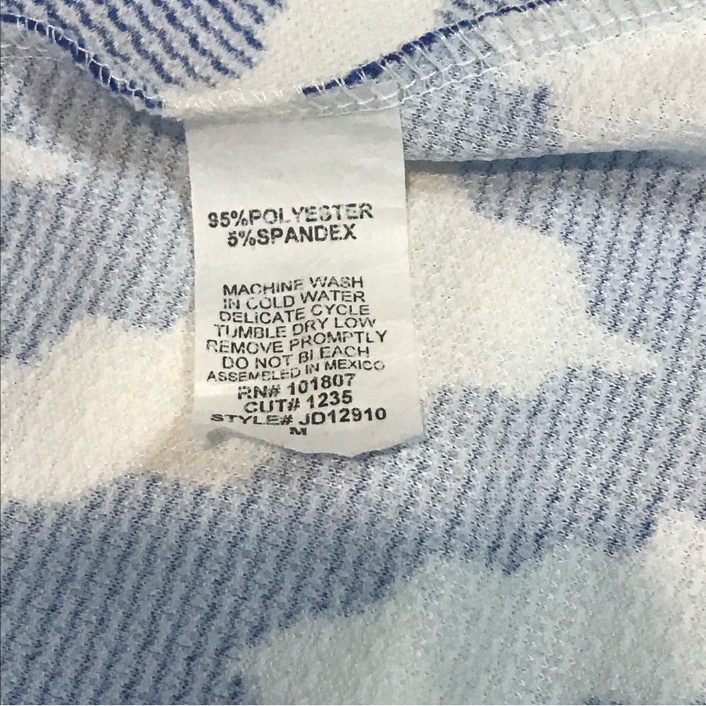 Espresso Cold Shoulder Blue White Chevron Print Short Dress - Medium - Picture 10 of 12